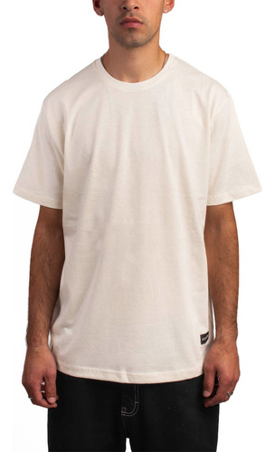 Imagen 2 de 3 de Remera De Hombre Woodoo X Savoir Faire Spot - Bone
