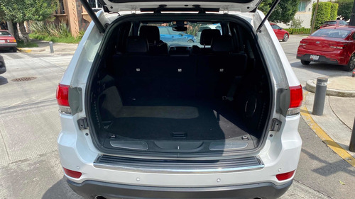 Imagen 14 de 15 de Jeep Grand Cherokee 2018 3.6 Limited Lujo 4x2 Mt