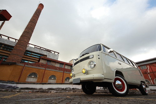 Kombi 1600 Standard 9 Lugares 1992 Volkswagen Vw