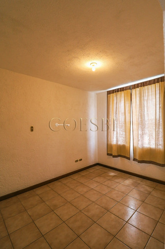 Imagen 11 de 13 de En Venta Casa De 2 Niveles En Villas De Choacorral, San Lucas Sacatepequez