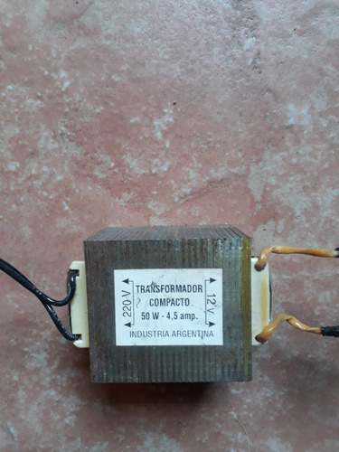 Transformador 220 A 12 Volt. 50watts. 4,5 Amp. (Usado)