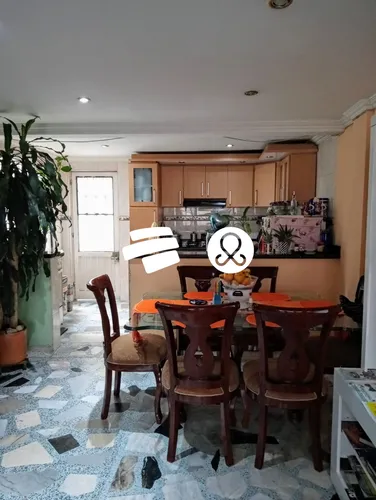 Casa Con Bodega - Centenario