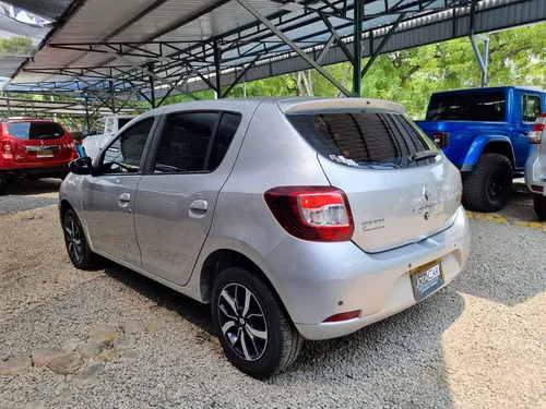 Renault Sandero 1.6 Exclusive
