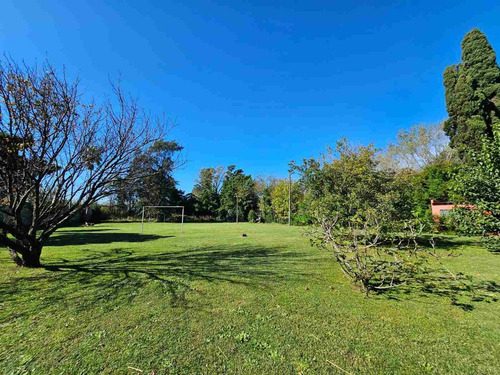 Venta Quinta 4 Ambientes Pileta Quincho Arboleda