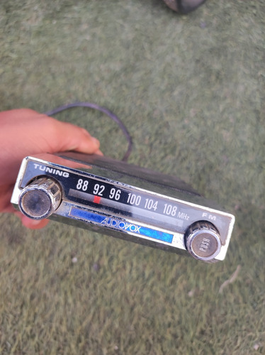 Jt Antigua Pequeña Radio Auto Moto Clasica Rara