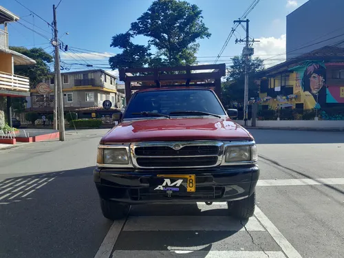 Mazda B2600 2.6 B2600