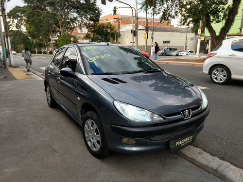 Peugeot 206 1.6presence Flex 4p