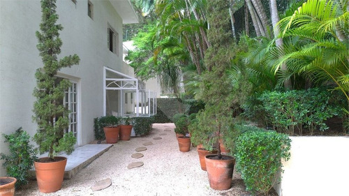 Casa No Jardim Guedala Com 402 M² De Área Útil - 345-im348791