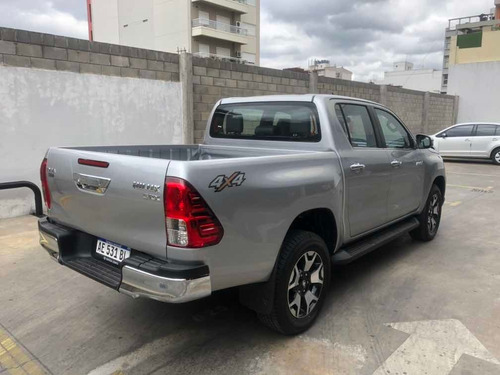 Toyota Hilux 2.8 Cd Srx 177cv 4x4 At 2020