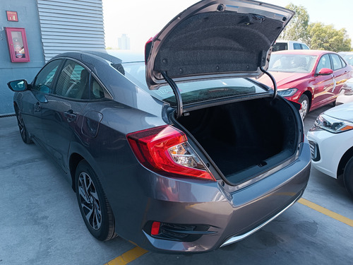 Honda Civic 1.5 Turbo Touring I-style Cvt
