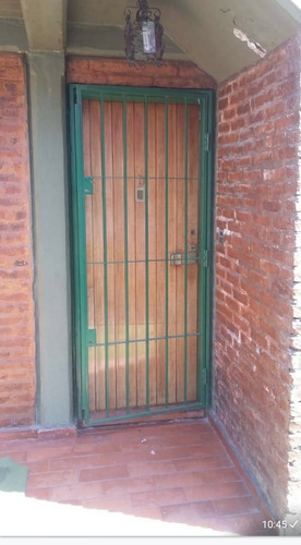 Imagen 4 de 9 de Departamento Planta Baja 2 Amb. Con Patio