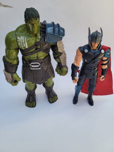 Figura Articulada Thor - Hulk Ragnarok 2017 (Usado)