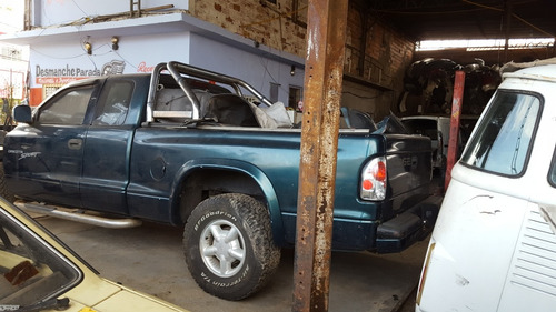 Imagem 5 de 6 de Sucata Dakota Sport Desmanche Motor Peças Cambio Lataria