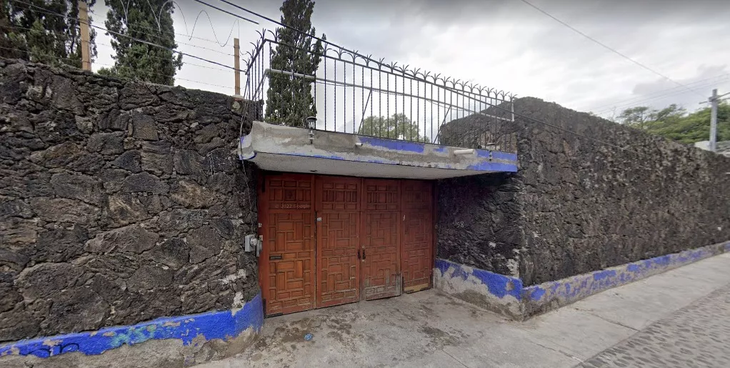 Casa En Venta Alcaldia Xochimilco Colonia Santa Maria Tepepan Calle Ignacio Aldama Num 58. Mlri1-11