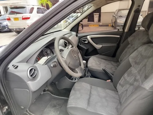Renault Logan 1.6 Dynamique Fii