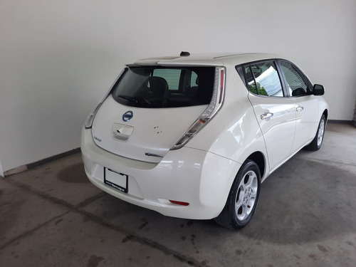 Imagen 8 de 9 de Nissan Leaf 2016 Electrico 24 Kwh