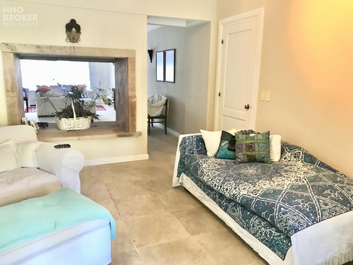 Excelente Propiedad A Pasos Del Mar - Playa Brava - Punta Del Este- Ref: 129
