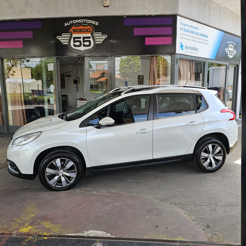 Peugeot 2008 1.6 Feline