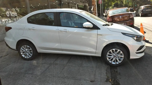 Imagen 11 de 25 de Fiat Cronos Mt5 Pack Plus Tu Okm Financiado Por Cupo ( Men)