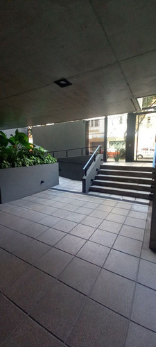 Alquiler Depto Premiun 2 Ambientes Con Balcon A La Calle. 52 Mts Totales. Ac. Calefaccion Por Radiadores