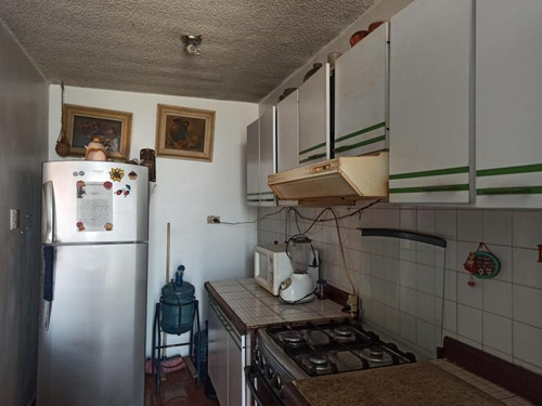 Imagen 7 de 12 de Lema-738 Apartamento En Venta Las Quintas Penélope Yáñez