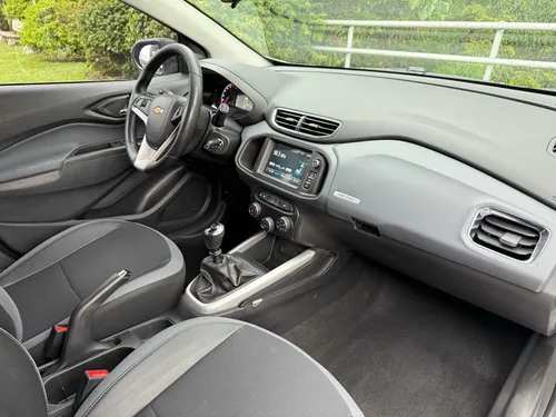 Chevrolet Onix Active