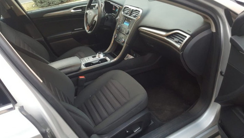 Imagen 10 de 15 de Ford Fusion 2017 2.0 Se Híbrido Cvt