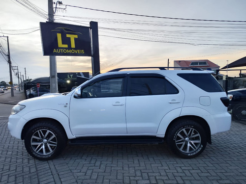 Toyota Hilux SW4 Toyota Hilux SW4 SRV 4x4 3.0 Turbo (aut)