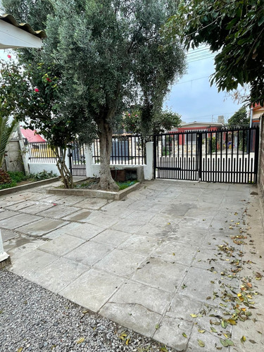 Casa Jose Marchant / El Quisco