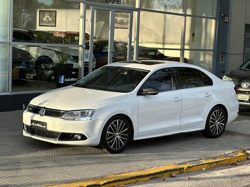 Volkswagen Vento 2.0 Sportline Tsi 200cv Dsg