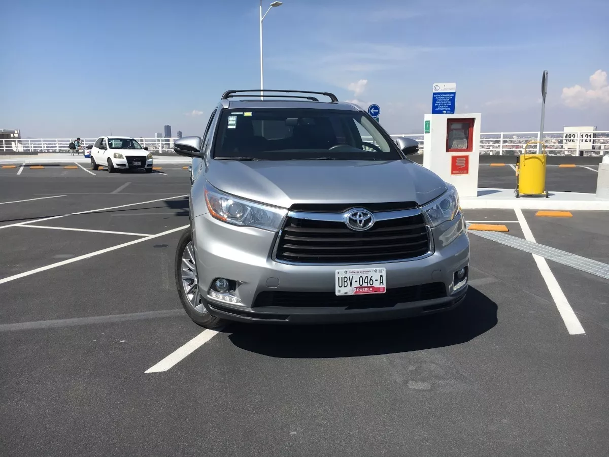 Toyota Highlander 3.5 Limited V6/ At