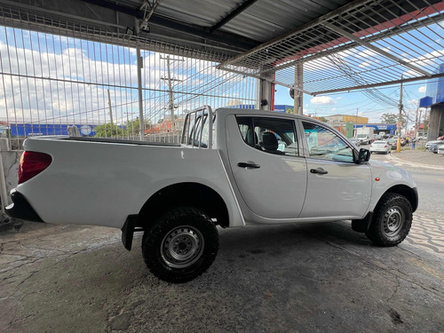 Mitsubishi L200 3.2 Triton Gl Cab. Dupla 4x4 4p