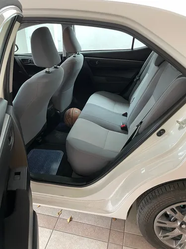 Toyota Corolla 1.8 Base Mt