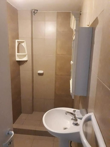 Imagen 4 de 6 de Departamento En Venta En Moron Centro
