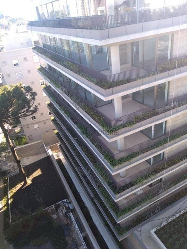 Apartamento, 3 Quartos, Suite, 4 Vagas De Garagem, Cabral - Ap3411