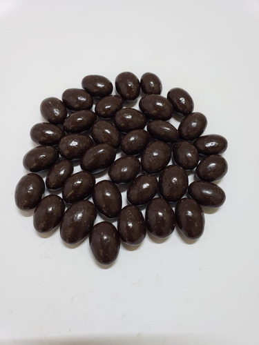 Almendra Cubierta Con Chocolate Semi Amargo Premium 1kg