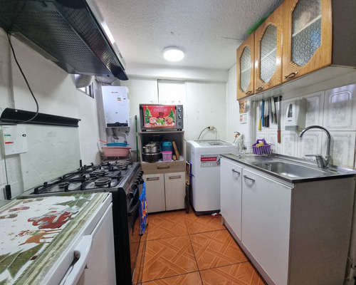 Amplio Dpto,3d/1b/1e ,remodelado. Segundo Piso .valor Insupe
