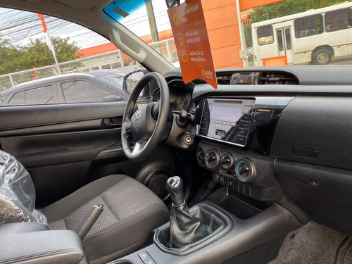 Imagem 6 de 6 de Toyota Hilux 2.8 Srv 4x4 Cd 16v Diesel 4p Automático