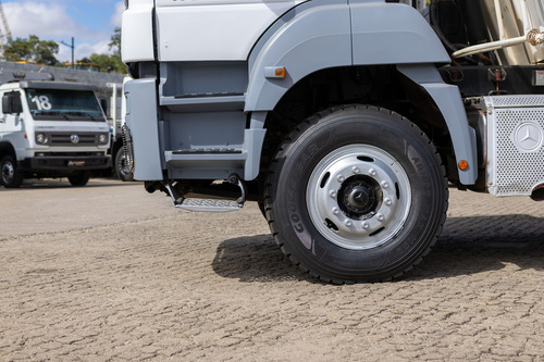 Axor 4144k 6x4 Ñé Volvo Fmx 540 Caminhão Traçado Basculante
