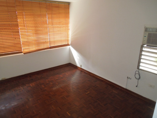 Apartamento En Venta - La Tahona - Mos