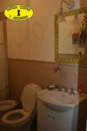 1885ga- Venta De Casa Con Pileta De 3 Dorm., Galería