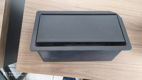 Imagem 2 de 8 de Caixa Tomada Para Embutir Na Mesa, Escritorio ( Avariarias)