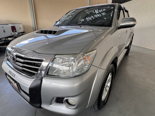 Toyota Hilux Hilux 3.0 SRV 4X4 CD 16V TURBO INTERCOOLER DIESEL 4P AUTO...