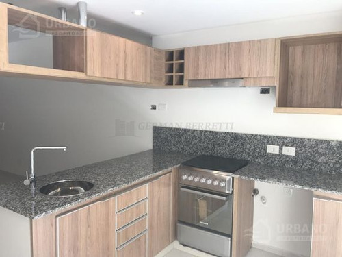 Departamento En Venta Ubicado En Monserrat, Capital Federal