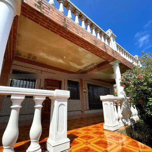 En Venta Casa En Caraballeda Estado La Guaira Ref 007 - 328