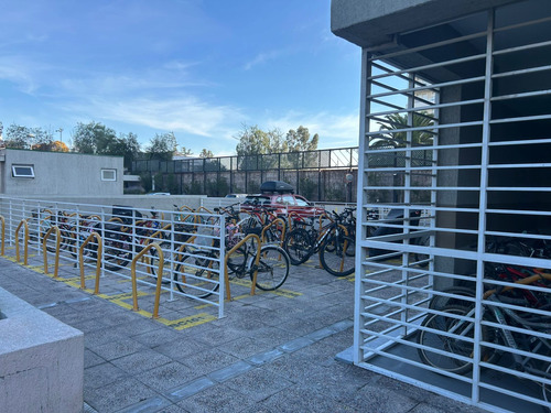 Arriendo Depto. De 1d1b En Fernandez Albano Metro El Parron