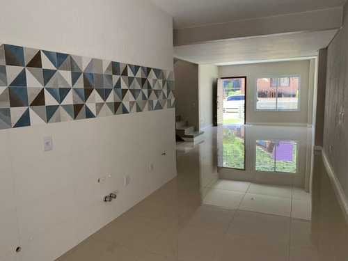 Imagem 5 de 14 de Casa À Venda No Bairro Centro - Garopaba/sc - Kv121