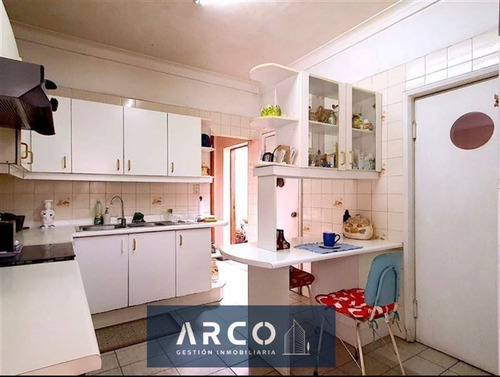 Imagen 6 de 16 de Casa En Venta Gran Terreno 636 M2. Metro Chile España. Ñuñoa