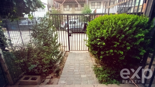 Departamento En Venta De 2 Dorm. La Ermita Ii, Lo Barnechea