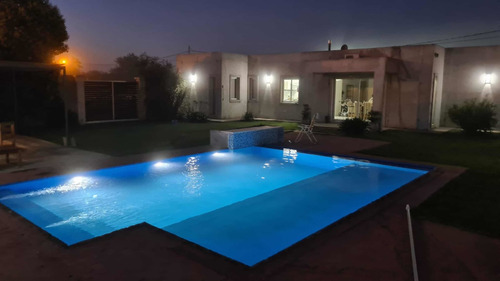 Imagen 13 de 18 de Casa Quinta En Alquiler Por Día Para 6 Personas.